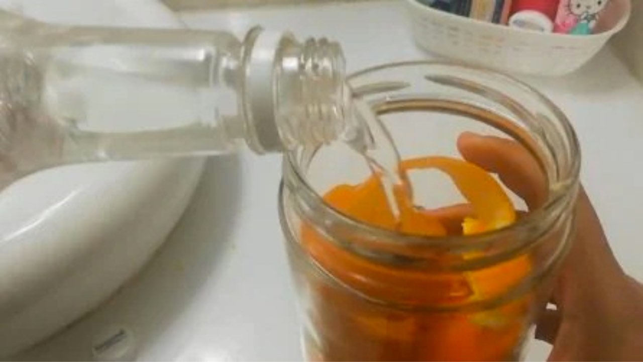 peels and vinegar